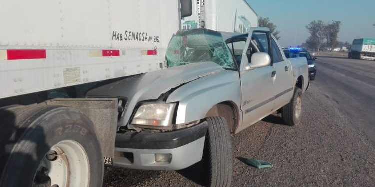Milagro en Ruta 34: un totorense se estrelló contra un camión