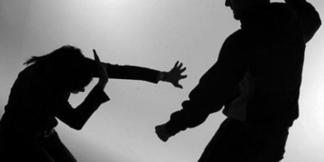 Gaboto: un hombre fue aprehendido por golpear a su pareja e hijas