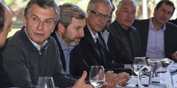Macri recibió a los intendentes de Totoras y San Genaro