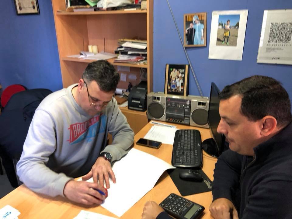 El presidente comunal de Serodino hizo aportes a instituciones