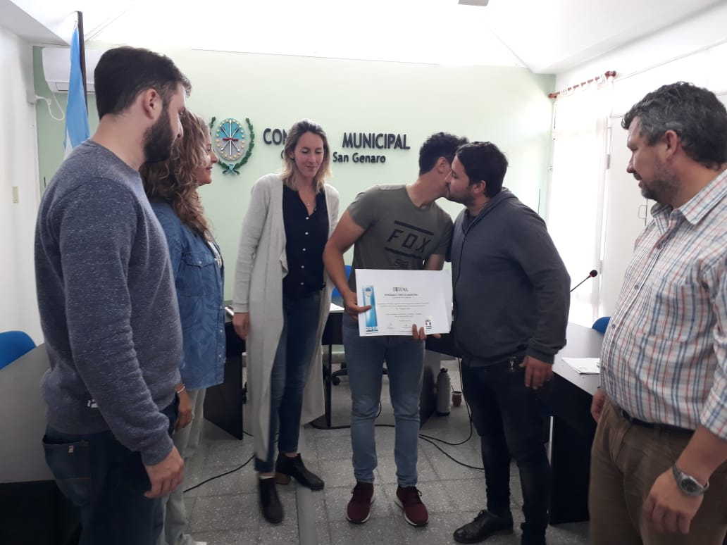 Motocross: homenajearon a Joaquín Poli en el Concejo de San Genaro