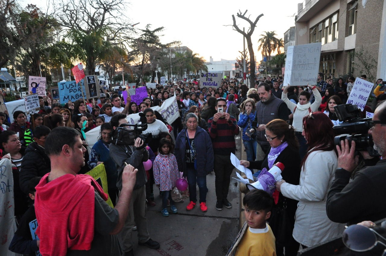 Masiva marcha en pedido de Justicia por Magalí