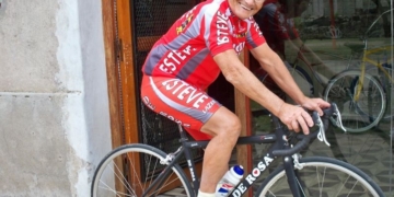 El histórico ciclista Mauricio Ramón festejará sus 83 años sobre ruedas