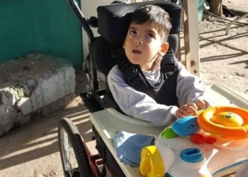 Colecta de tapitas para un nene que debe operarse en México