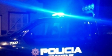 Se escondió de la policía detrás de un árbol: tenía pedido de captura por homicidio