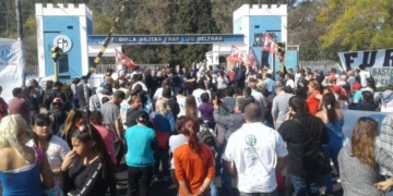 Decretaron un paro con piquetes para este martes en la región