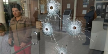 Balacera en la región: atacaron los Tribunales de San Lorenzo