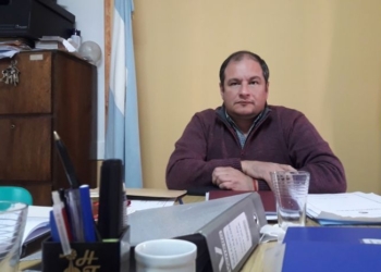 Pedro Tobozo: “Están tratando de prender fuego la Comuna de Maciel”