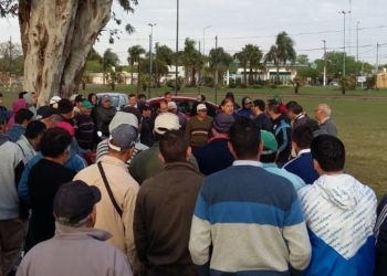 No hubo acuerdo y continúa el paro de municipales en San Genaro