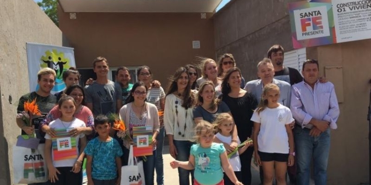 Más sueños se cumplen en Barrancas con la entrega de nuevas viviendas