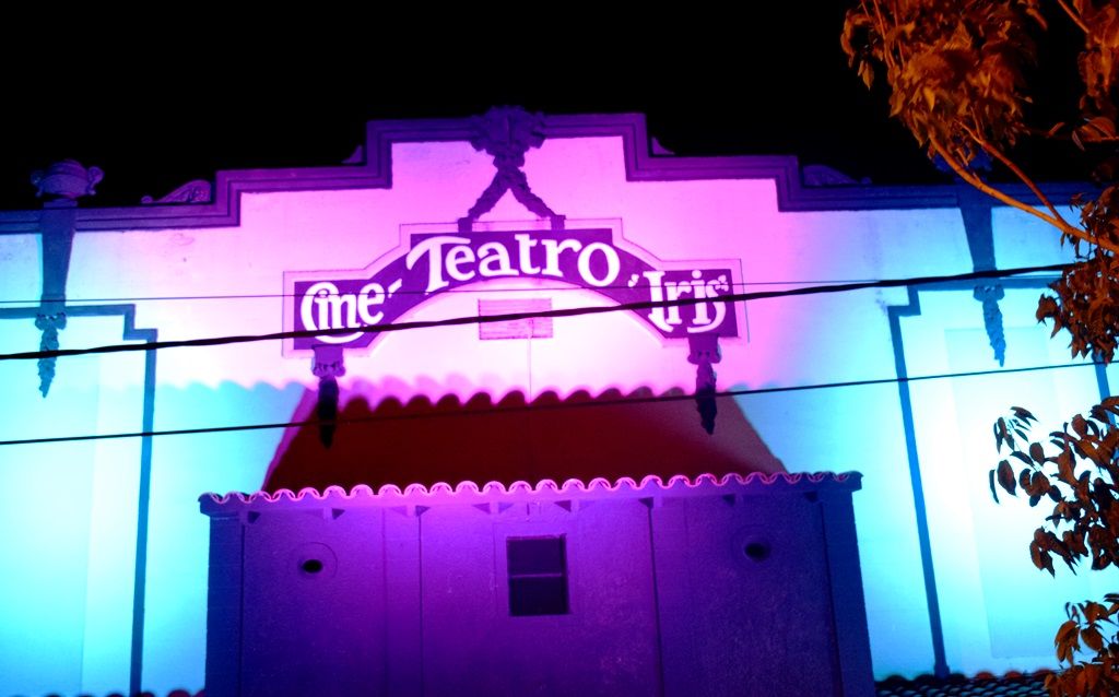 A sala llena, el legendario Cine Teatro Iris volvió a tomar vida