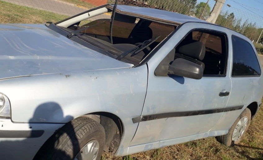 Despiste y vuelco en Oliveros: un herido