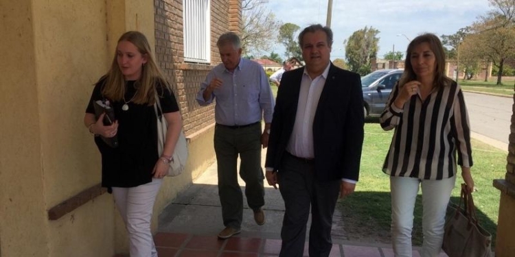 Sandra Aguirre se reunió con el Ministro Farias para la gestión de obras