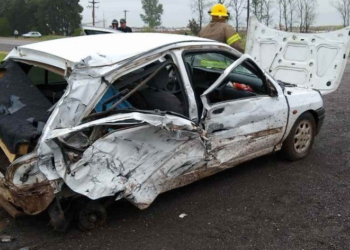 Un accidente entre un camión y un auto dejó heridos en la región