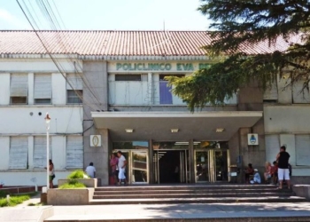 Nene de dos años sufrió la amputación de su mano tras meterla en una picadora de carne 