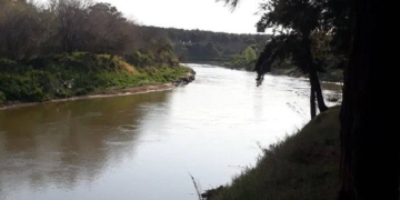 Oliveros: avanza una demanda colectiva por el daño ambiental al Río Carcarañá