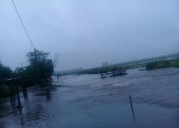 Sigue lloviendo en Barrancas y llega Protección Civil para evacuar familias