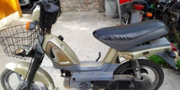 Maciel: dos niños robaron una moto y la mamá de uno de ellos la devolvió