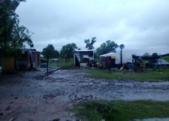 Sin luz, agua ni baño: la dramática situación de familias indigentes en San Genaro