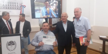 El totorense Hernán Fonseca fue distinguido por el gobierno provincial