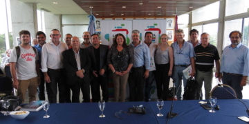 El gobierno provincial aportó 5 millones de pesos para erradicar basurales de la región