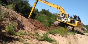 Tras largas gestiones, comenzó la limpieza en el Canal Maciel