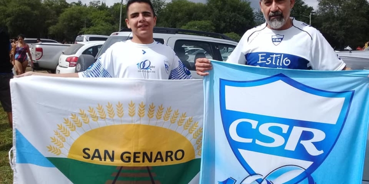 Se sigue superando: Gabriel Ríos realizó el cruce del lago de Villa Rumipal