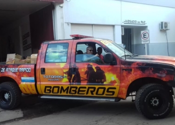 Bomberos de Totoras entregaron donaciones destinadas a los inundados