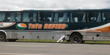 Un camión y un colectivo chocaron en la Ruta hacia Gaboto
