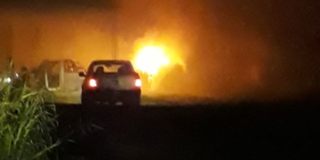 Bomberos de San Genaro sofocaron un incendio en un tinglado