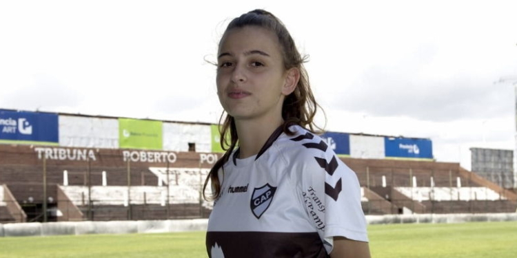 Candela Larrondo debutará en el Sudamericano ante Brasil: “Veo muy bien al equipo”