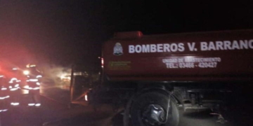 Un auto se prendió fuego en Ruta 11 entre Monje y Barrancas