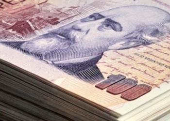 Estafaron a una pareja mayor y le robaron cerca de 100 mil pesos