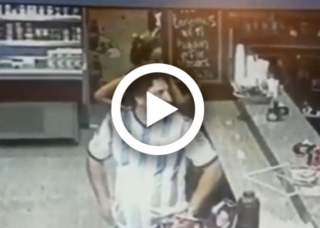 Todo filmado: en un descuido, le robaron sus anteojos en una panadería de la región