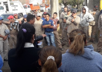 Otra vez sin servicios en Maciel por deudas a los trabajadores