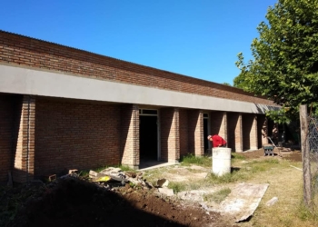 Comenzaron la etapa final del SUM del Jardín Núcleado de San Genaro