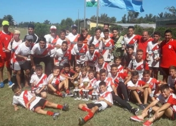 Infantiles del Club Belgrano de Oliveros triunfaron en Mar del Plata