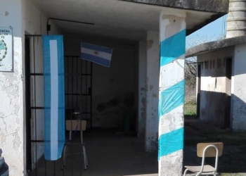 Oliveros: robaron en la escuela rural y necesitan recuperar un elemento vital