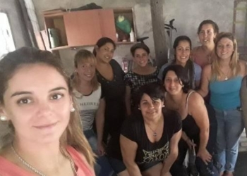 Merendero de Maciel alimenta a niños del pueblo: necesita mercadería y útiles que serán donados