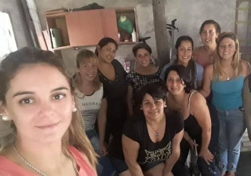 Merendero de Maciel alimenta a niños del pueblo: necesita mercadería y útiles que serán donados