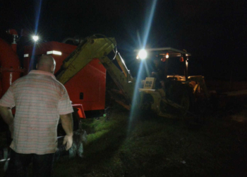 Monje contó con la ayuda de una bomba, autoridades y vecinos ante la inundación