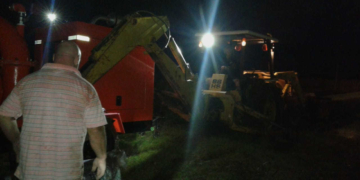 Monje contó con la ayuda de una bomba, autoridades y vecinos ante la inundación