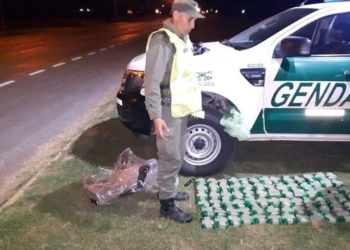 Nuevo secuestro de paquetes de hoja de coca sobre Ruta 34