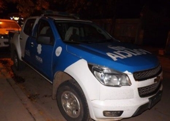 Ataron y golpearon a una mujer en su vivienda para robarle