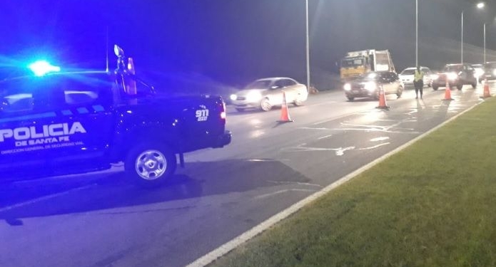 Un peatón murió atropellado al intentar cruzar la autopista