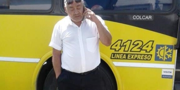 Un hombre de Andino se desmayó en el colectivo y el chofer lo llevó al hospital