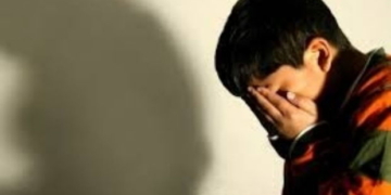 Condenaron a ocho años de prisión a un hombre de la región acusado de violar a su propio hijo