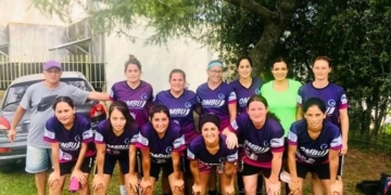 Fútbol femenino: Fenix volvió a ganar y sigue siendo puntero del campeonato