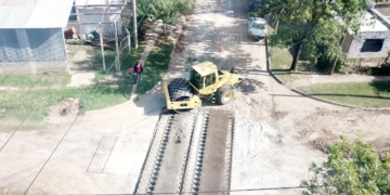 Serodino suma cuadras de pavimento en un sector clave