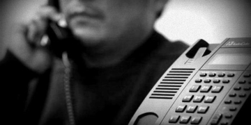 Le robaron 200 mil pesos en una estafa telefónica